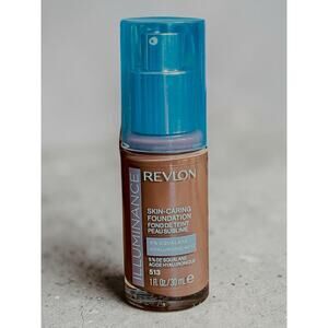 Revlon Illuminance Skin-Caring Liquid Foundation 1 oz 513 Brown Suede Sealed